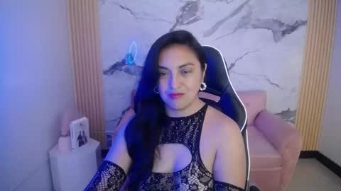 tamara_ch1 online show from November 22, 4:33 am