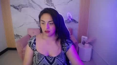 tamara_ch1 online show from November 11, 3:52 am