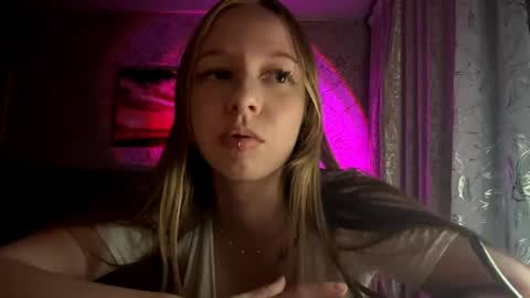 Jenny online show from May 8, 7:08 pm