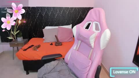 Tammy Lynn online show from November 27, 5:53 pm