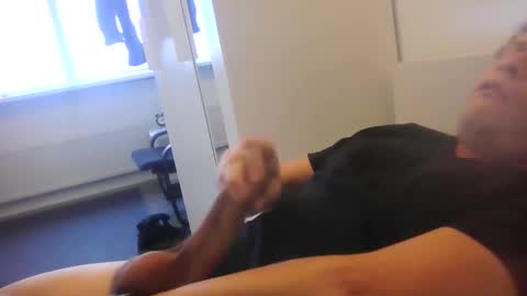 Tanitog online show from December 6, 2:11 pm