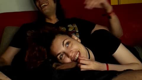 T  J   online show from December 5, 10:25 am