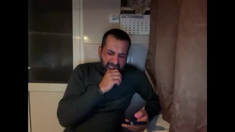 Snapshot of tarkan198 chatting on October 10, 8:46 pm tarkan198 online show from October 10, 8:46 pm