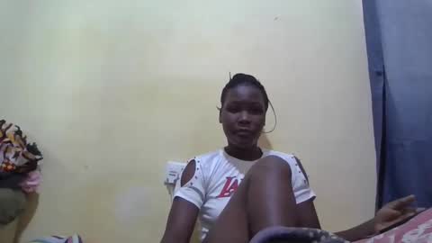 tashacute20 online show from April 25, 1:41 pm