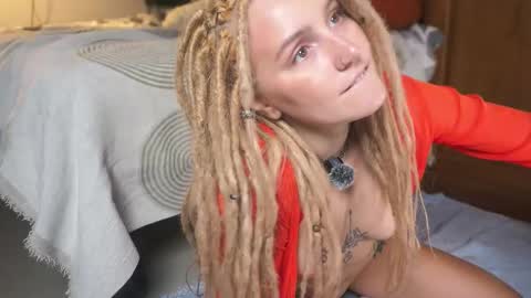 RHEA  pronanciation like Reya   online show from February 14, 11:10 am