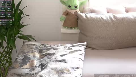Snapshot of tatiana__cortes18 chatting on February 21, 9:11 pm Sofia But You can call me Sofi online show from February 21, 9:11 pm
