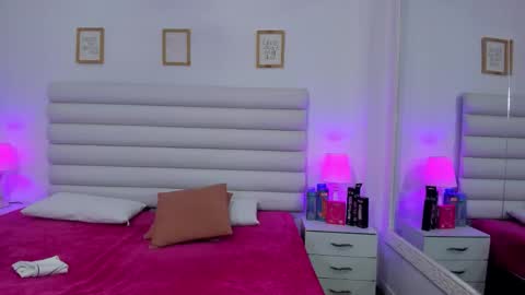 tatiana_arboleda online show from October 20, 11:26 am