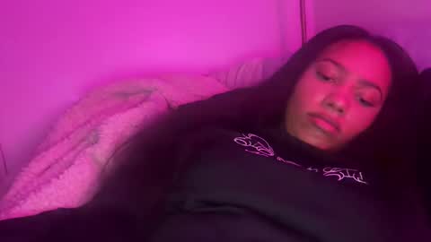 Tatianna Marie online show from February 17, 11:22 pm