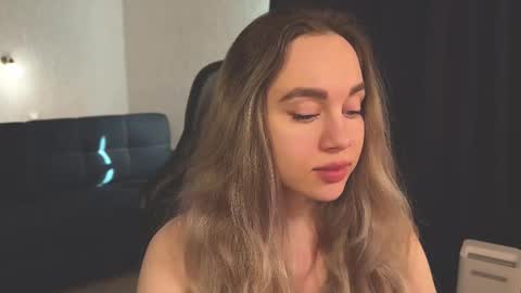 Snapshot of tatti_1 chatting on February 28, 7:15 am Tata online show from February 28, 7:15 am