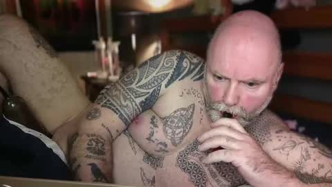 Tattooeddilf 01 online show from March 15, 11:30 pm