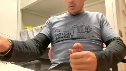 Tatuador40 online show from January 27, 11:22 pm