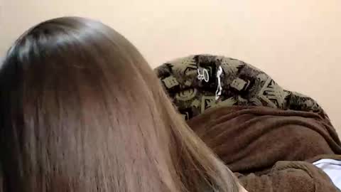 Taya online show from November 17, 5:37 pm