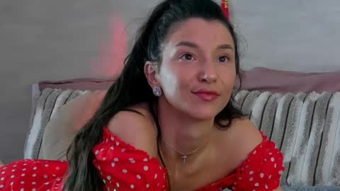 TayaKayan online show from April 7, 9:22 am