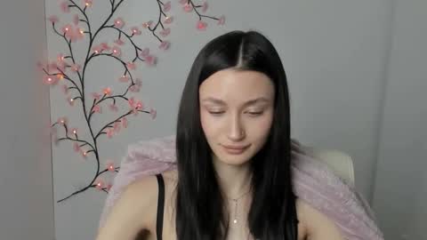 Taya online show from May 5, 5:47 am