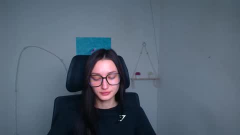 Taya online show from February 3, 6:40 am