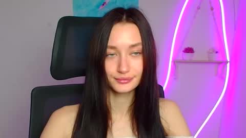 Taya online show from April 2, 5:26 am