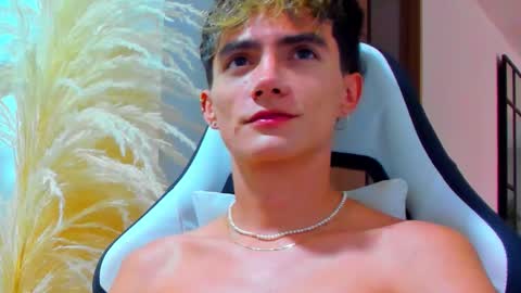 tayler_swift1 online show from January 10, 7:52 pm