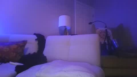 taylor19710 online show from October 26, 3:51 am