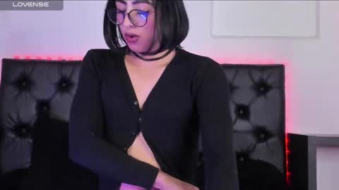 blue  online show from February 9, 4:25 am