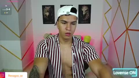 Snapshot of taylor_johnn chatting on January 30, 8:10 pm Penagos zz    online show from January 30, 8:10 pm