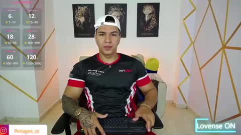Snapshot of taylor_johnn chatting on February 27, 2:32 pm Penagos zz    online show from February 27, 2:32 pm