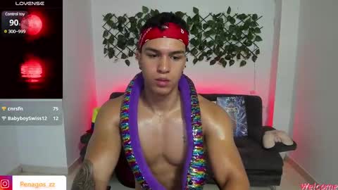Snapshot of taylor_johnn chatting on January 7, 5:09 pm Penagos zz    online show from January 7, 5:09 pm