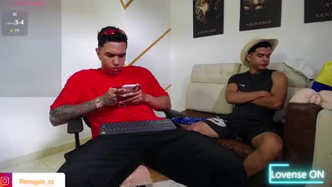 Snapshot of taylor_johnn chatting on January 28, 4:19 pm Penagos zz    online show from January 28, 4:19 pm