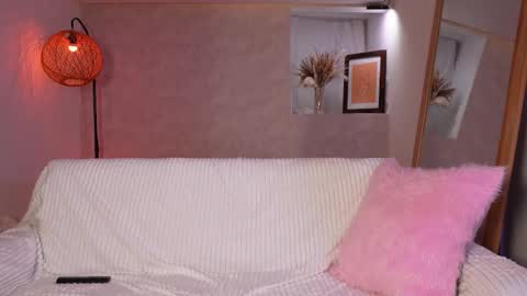 taylormichell online show from September 11, 9:16 pm