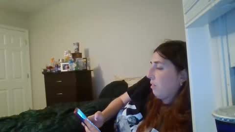 taylorslay online show from May 16, 1:35 am