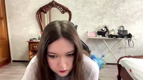 Evia online show from February 25, 10:52 am