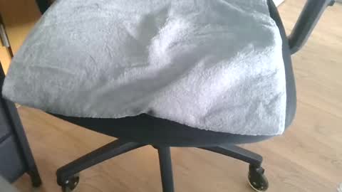 teaeumeer_2027 online show from June 29, 6:32 am