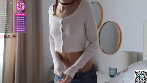 Em online show from February 19, 10:36 am