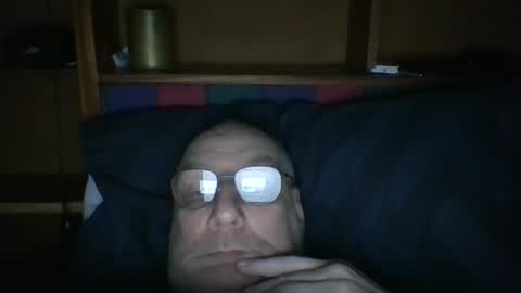 Mark online show from April 11, 9:46 am