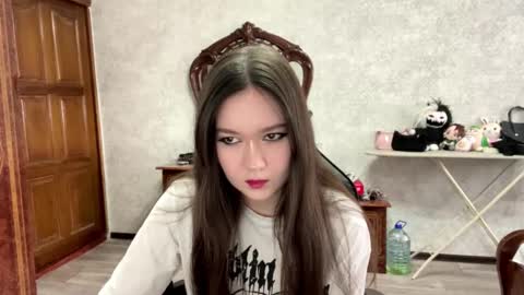 Im Techa 3 feet 24 cm height 170 online show from March 6, 10:36 am