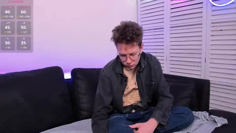 Teddy online show from November 22, 8:02 am