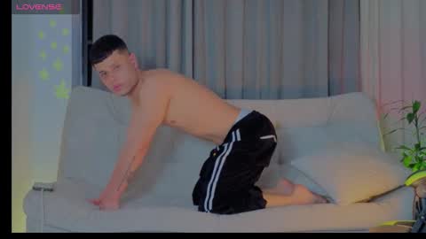 teeenagefeverr online show from October 22, 12:47 am