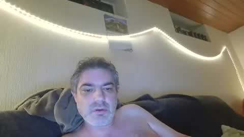 Peter online show from November 10, 7:49 pm