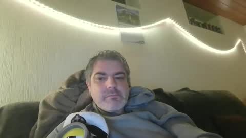 Peter online show from October 25, 3:07 am