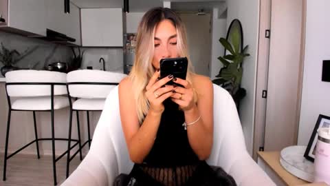 Amy No penetration Virgiin giirl online show from February 26, 1:43 pm