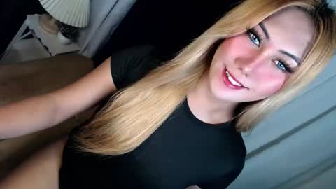 Im Dianna DONT FORGET TO FOLLOW ME   online show from January 8, 8:31 am