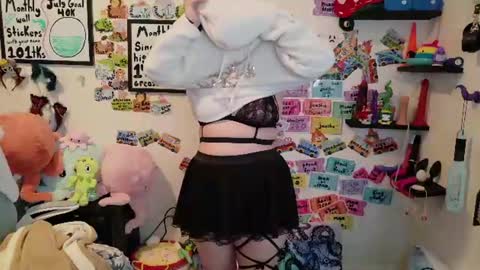 Pixie and Tentacle Overlord online show from July 10, 10:14 pm