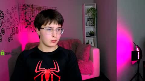 teo_wilson online show from November 7, 8:22 pm