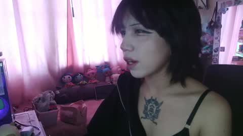 Terra Elowen online show from June 3, 2:33 pm