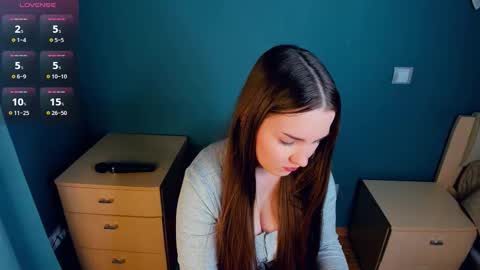 Julia online show from February 12, 5:38 pm