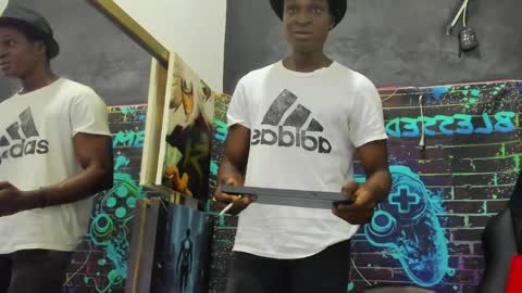 terranze_z online show from April 8, 10:29 am