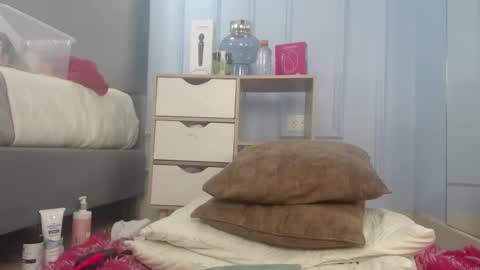 Terry  online show from December 18, 5:08 pm