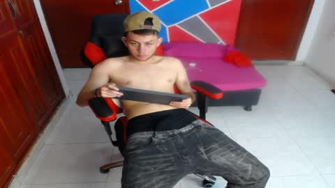 terryy_hot online show from April 22, 7:26 am