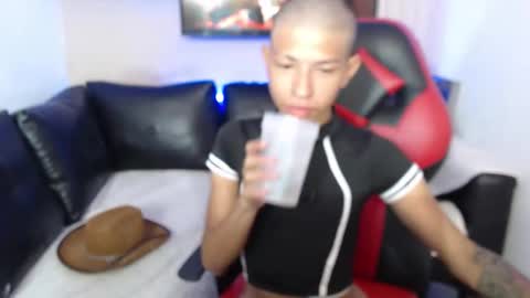 tessachains online show from November 18, 12:08 pm