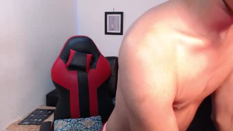 tessachains online show from November 5, 9:28 pm