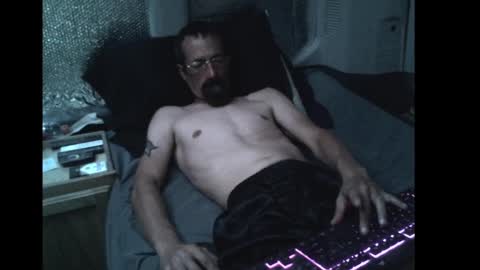 texaswildman78 online show from December 16, 12:37 am